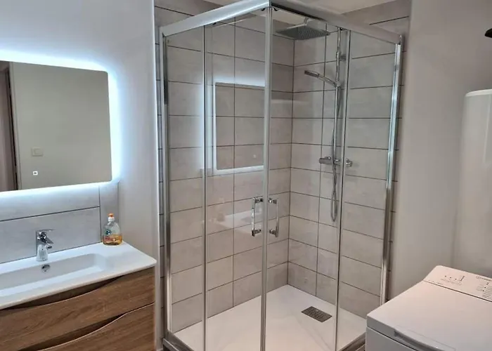 Les Marmottes جوراردُميه